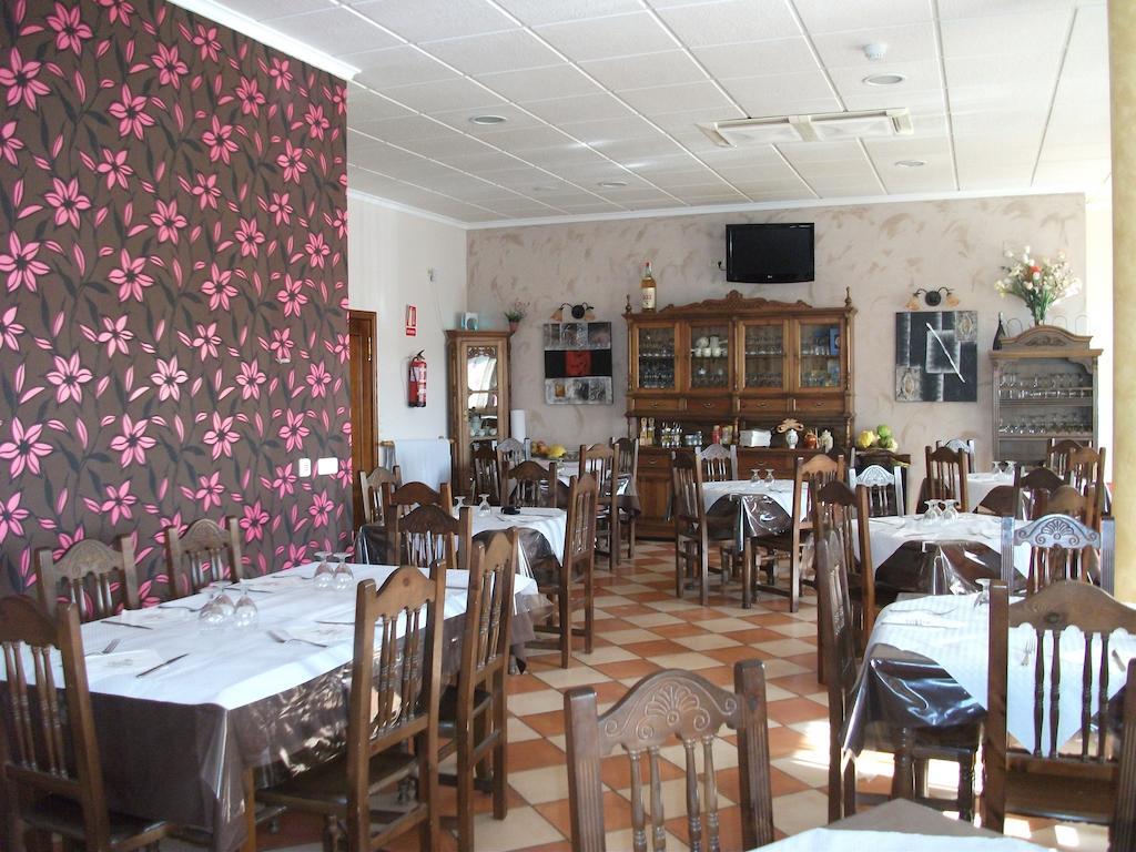 Hostal Cabanas Carboneras de Guadazaón Esterno foto